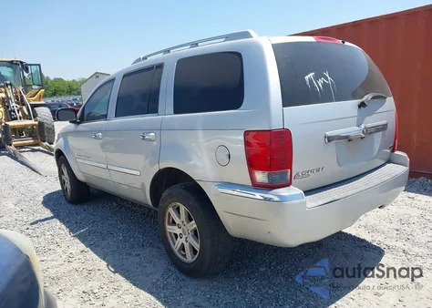 2008 Chrysler Aspen Limited из США, поврежденный, VIN 1A8HX58N98F107285